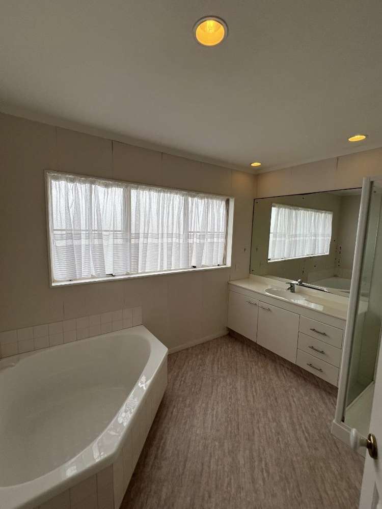 8 Covina Place Somerville_11