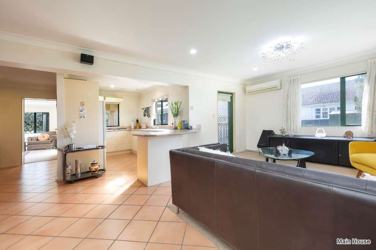 35 & 35a Fruitvale Road_2