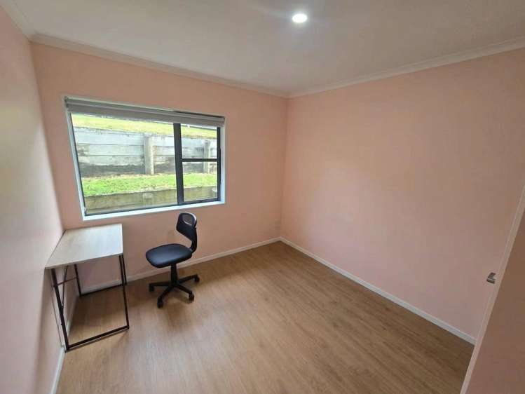15 Dovey Place 11410_5