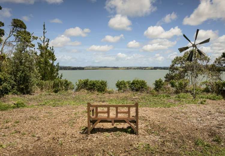 453 Glenbrook Beach Road Glenbrook_1