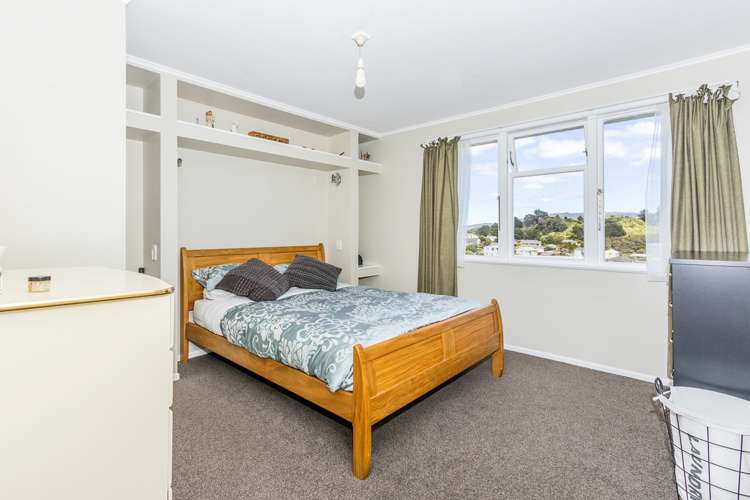 4 Omapere Street Waitangirua_15