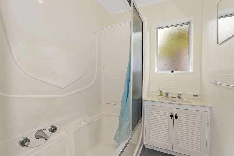 16b Robin Street Selwyn Heights_10