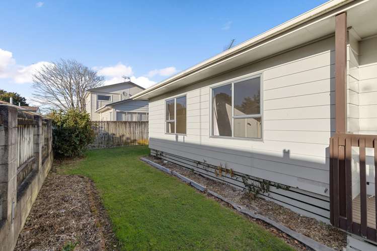 8B Frances Street Hamilton East_11