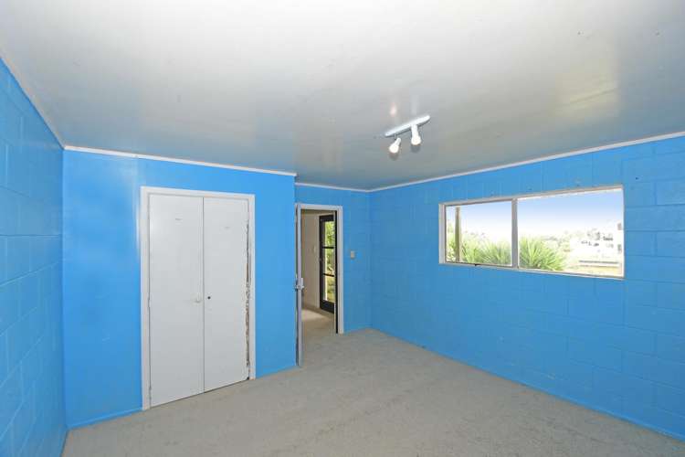 37 Totara Road Leigh_19