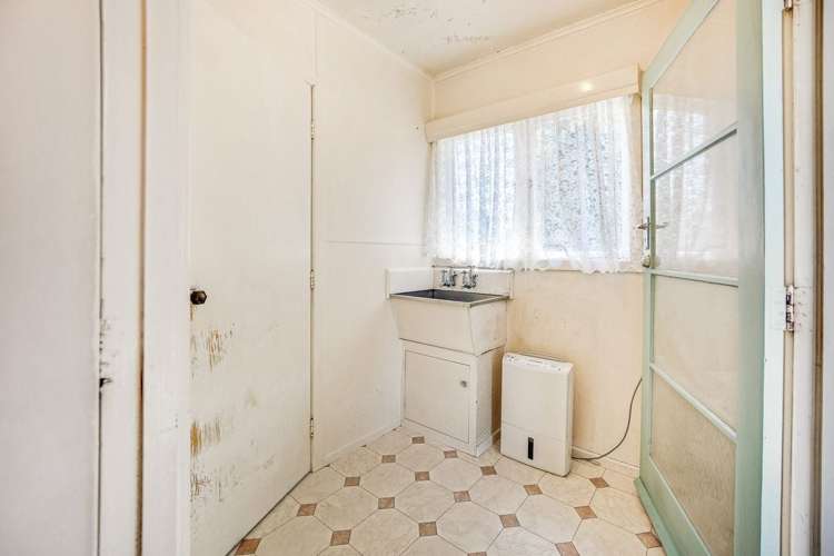 29 Kaikoura Street Henderson_21