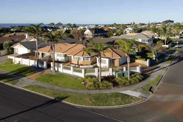 1 Santa Monica Drive Papamoa_0