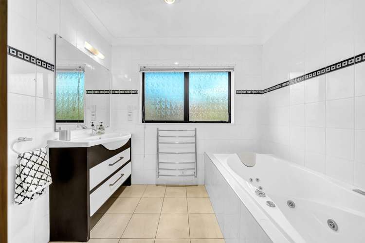 16 Landsberg Way Windsor Park_11