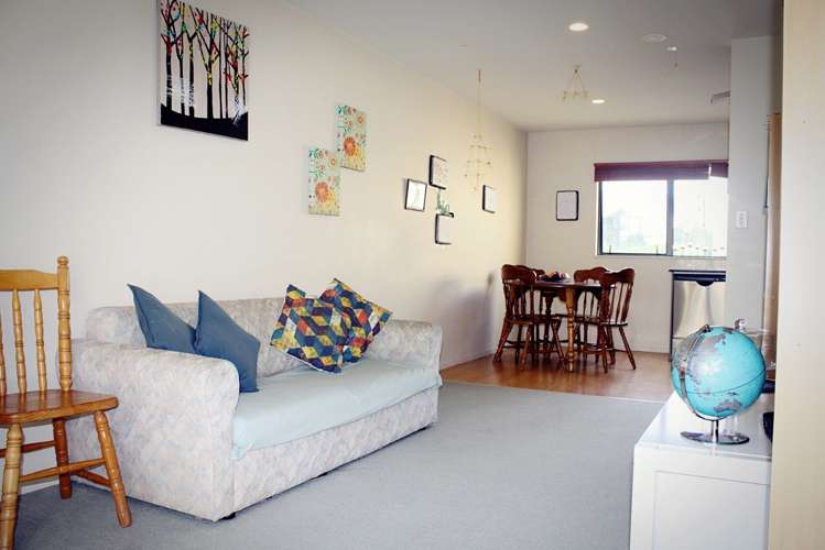 4/12 Crown Lynn Place New Lynn_2