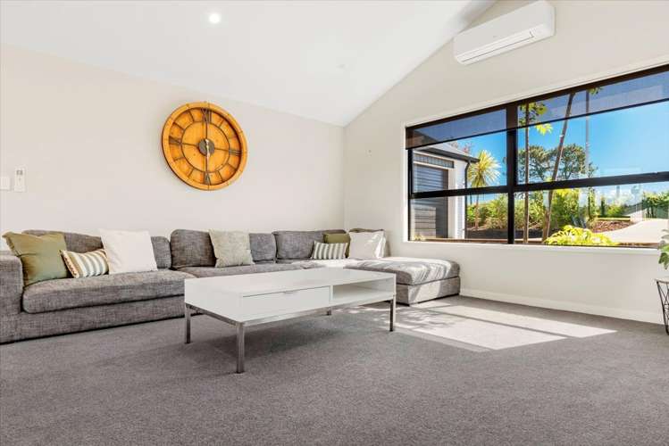 27 Tamihana Avenue Pyes Pa_14