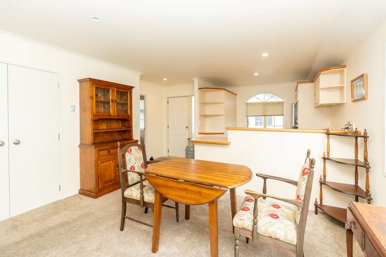 24/16 Rototuna Road Flagstaff_18