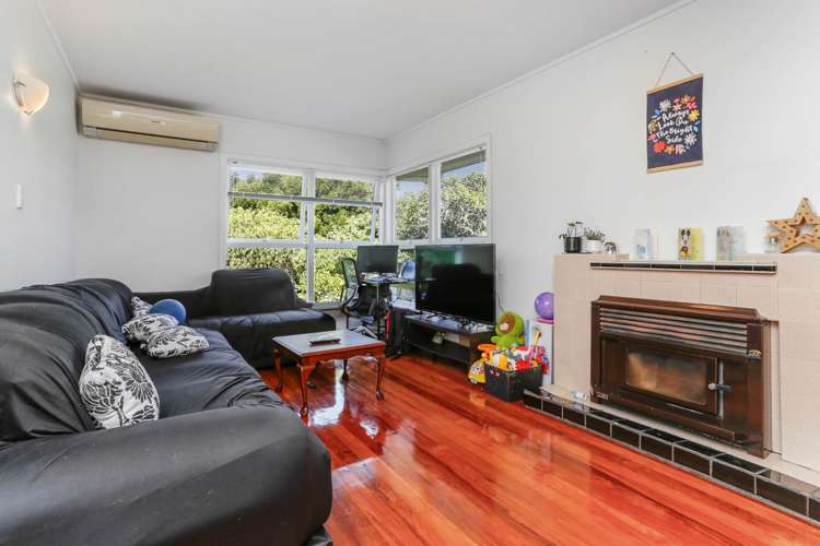107 Vodanovich Road Te Atatu South_8