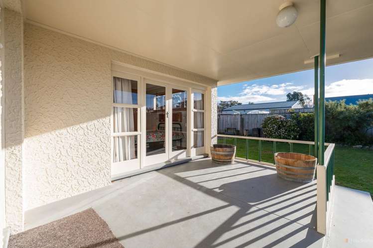 30 Hughes Street Waimate_16