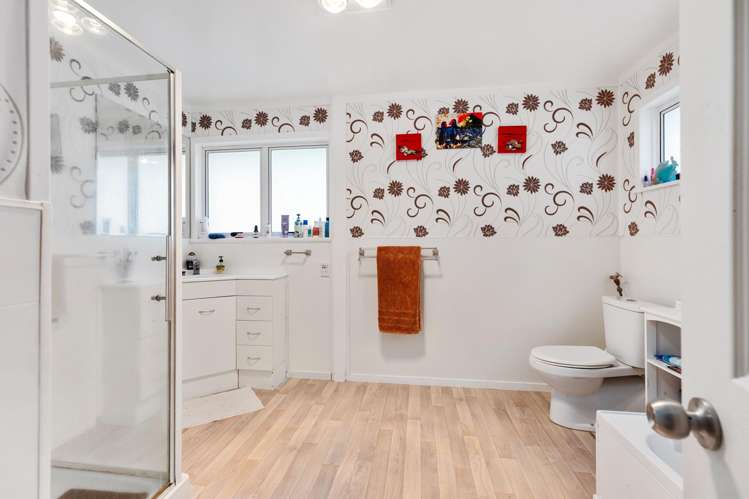 27 Esk Street Parkvale_10