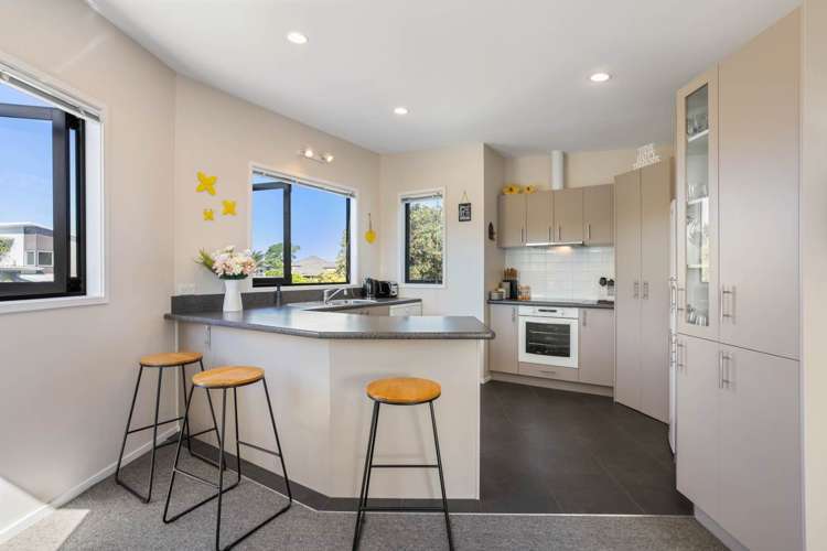 18 Bowentown Boulevard Waihi Beach_30