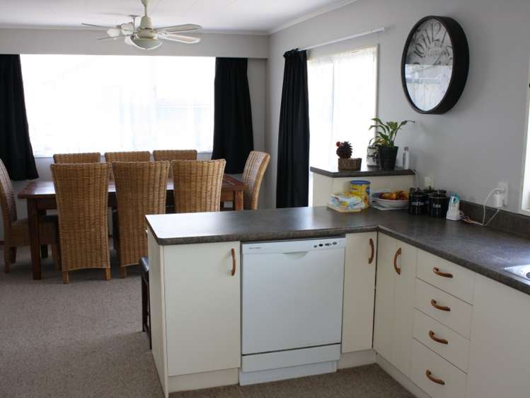 7 Edward Street Pahiatua_5