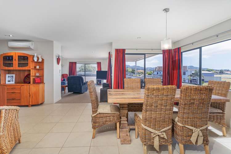 1 Centreway Pauanui_11