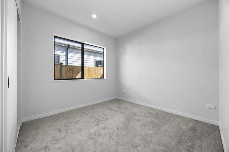 16 Tuwai Crescent Opaheke_12