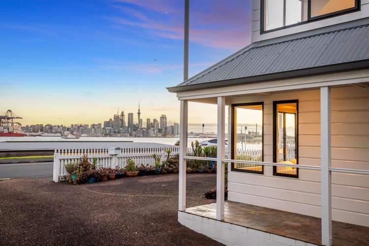 34 Queens Parade Devonport_15