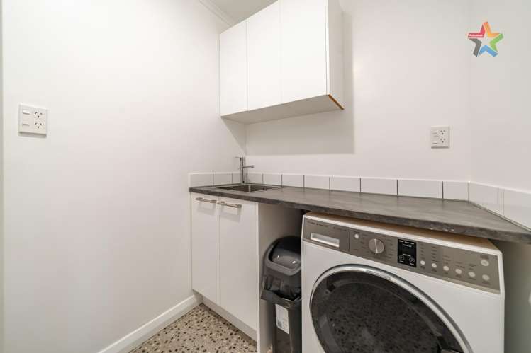 51 Bristol Square Lower Hutt_25