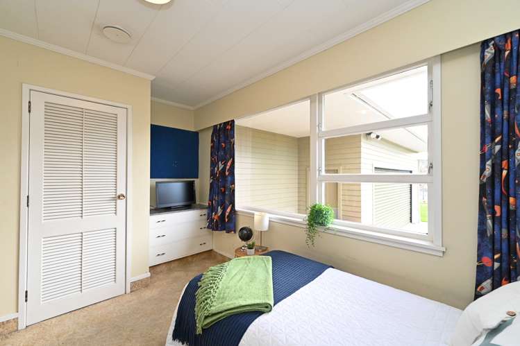 38 Upham Crescent Taradale_15