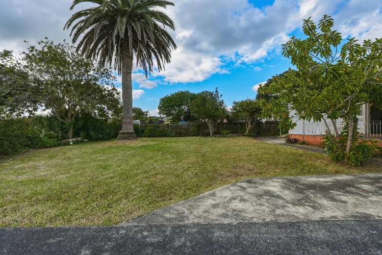 4 Lake Road Kaitaia_24