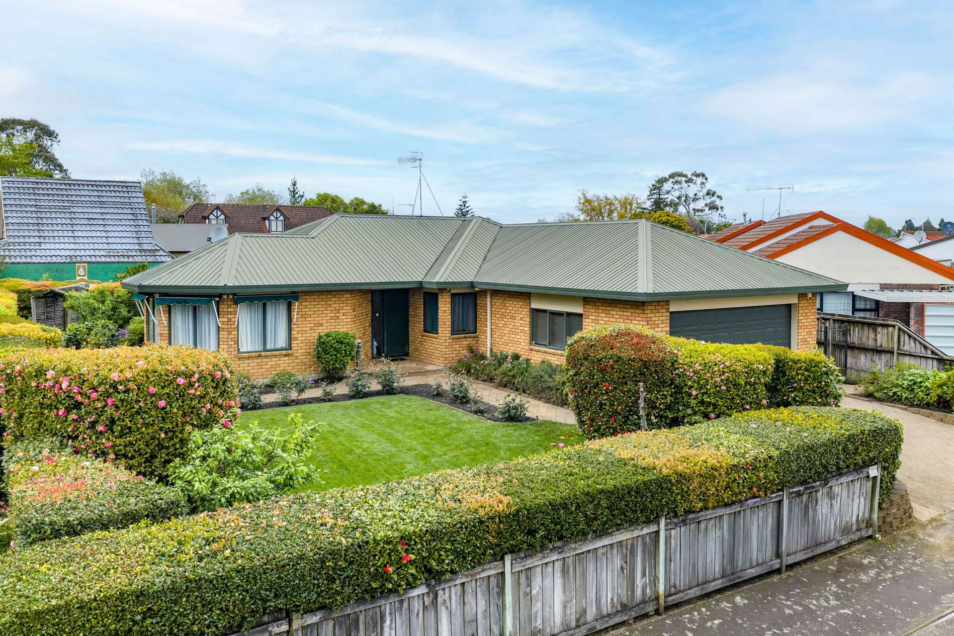 14 Sandalwood Drive Dinsdale_0