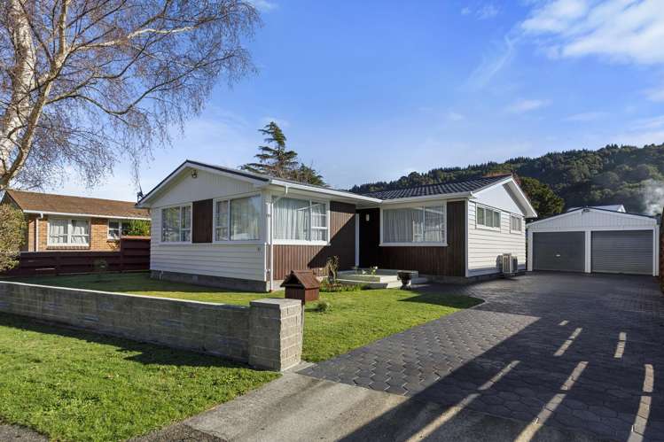 51 Holdsworth Avenue Trentham_18