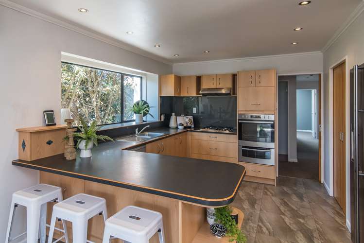 24 Sunshine Avenue Paraparaumu_1