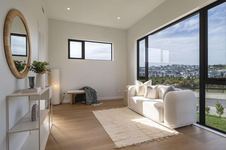 52 Streamview Way Long Bay_19