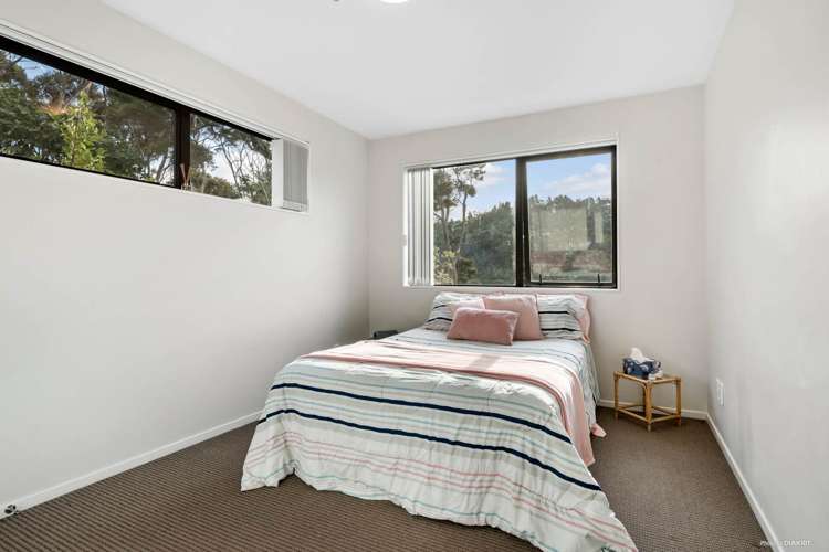 4/75 Tamahere Drive Glenfield_10