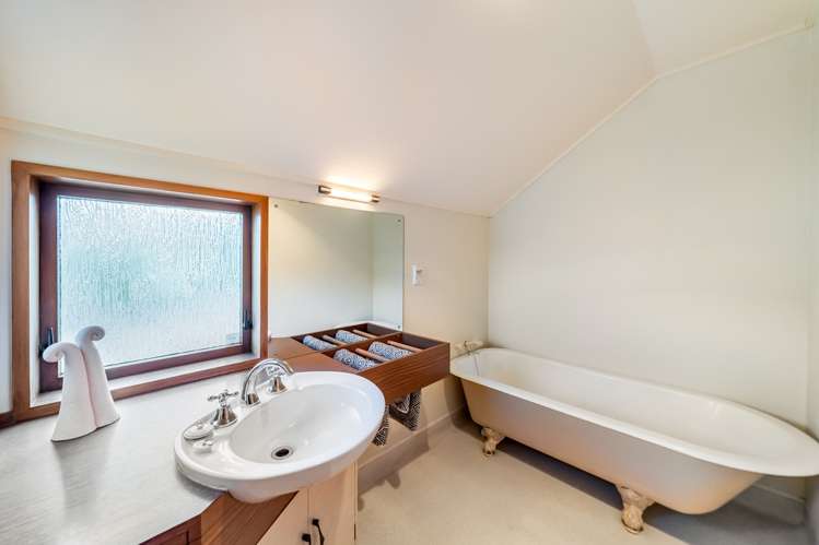 8 Ahoroa Road Judgeford_24