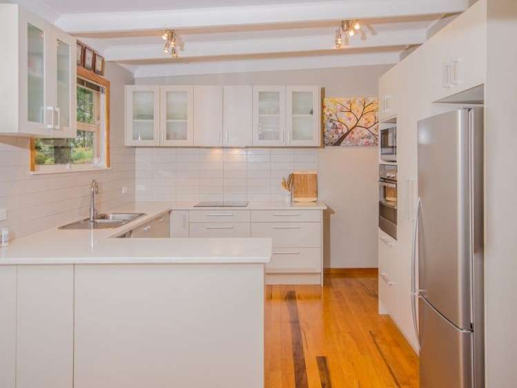 8a Malam Street Glen Eden_6