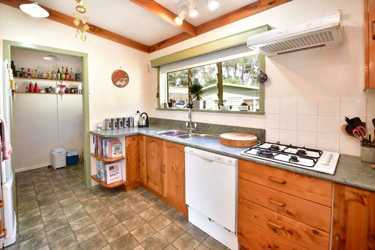 2059 State Highway 16 Helensville_12