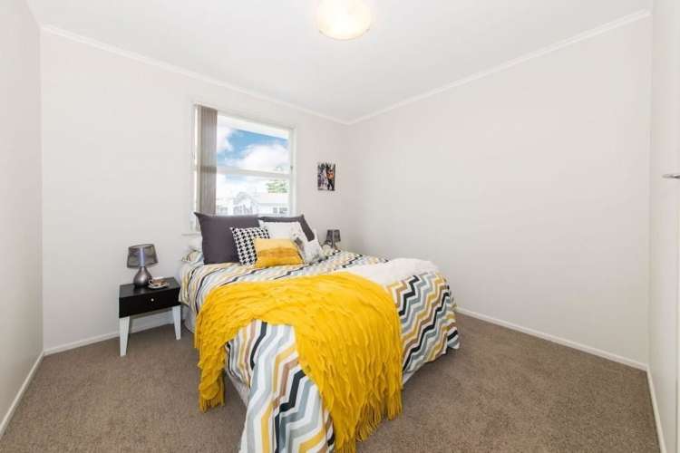 8 Drive Pickering Avenue Manurewa_9
