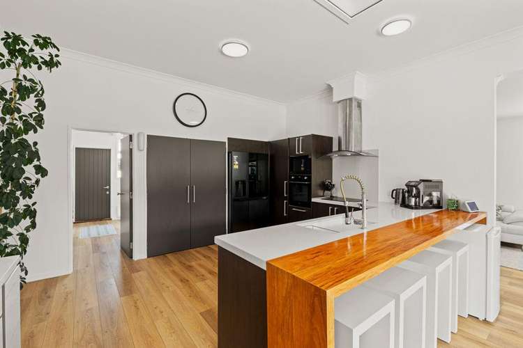 22 Pickwick Road Otamatea_2