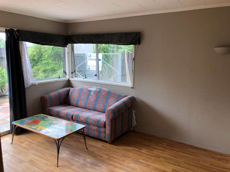 2/8 Keeling Road Henderson_6