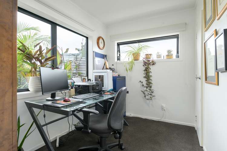 11 Leonard Place Dinsdale_10