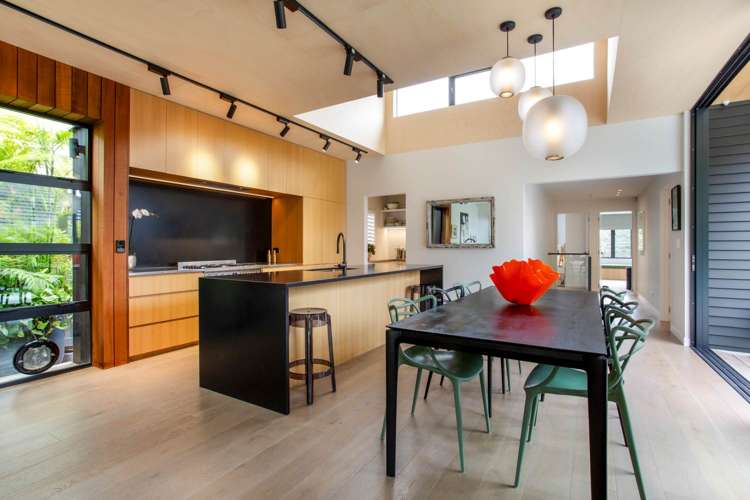 16 Larchwood Avenue Westmere_8