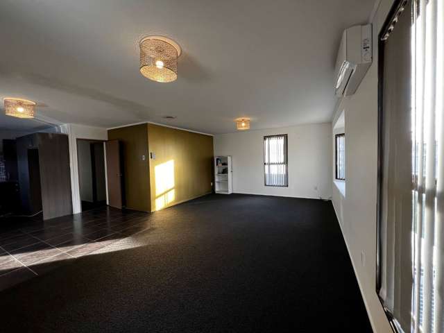 1/6 Manuka Road Glenfield_4