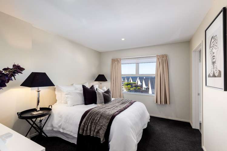 2/39 Gallaghan Close Wigram_9