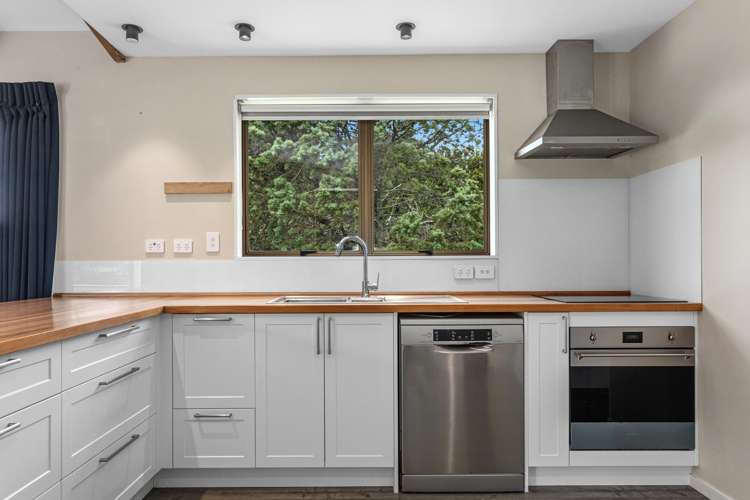 68 Waioeka Road Otara_12