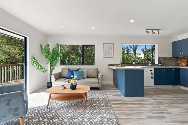 36A Fairmount Road Titirangi_6