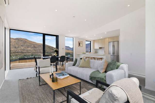 49 Angelo Drive Queenstown_4