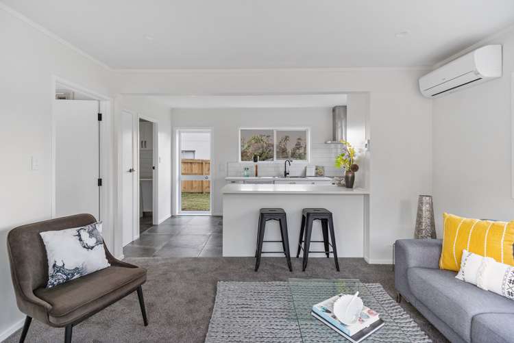 11 Queen Mary Avenue New Lynn_23