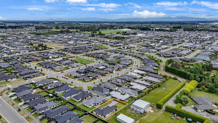 51 Tobollie Drive Rolleston_21