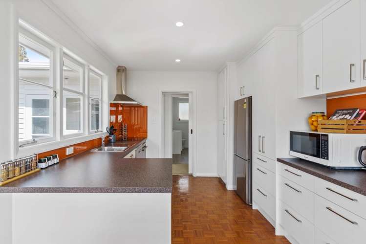 2/212 Moore Street Howick_9