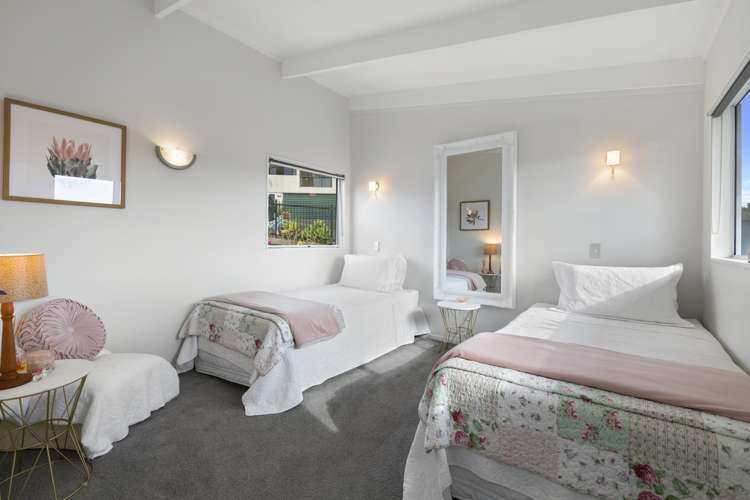 15 Jelas Road Red Beach_9