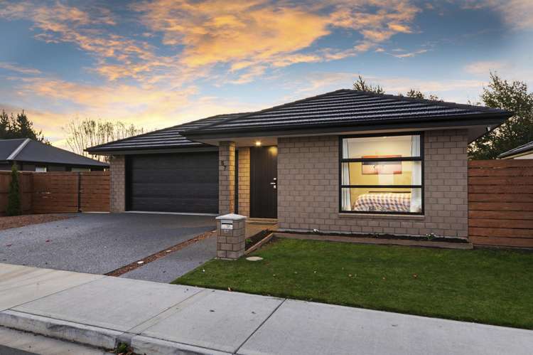 57 Quinn Crescent Woodend_28