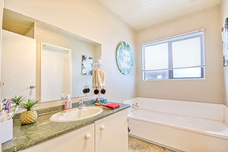 28 Dungarvon Place Clendon Park_8