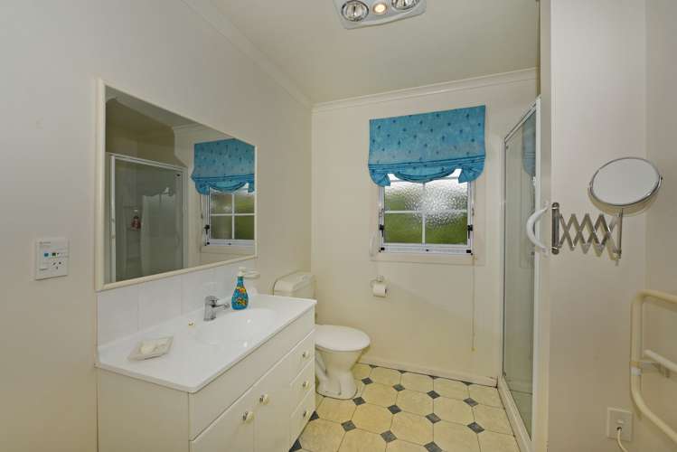 21 Millwood Place Silverstream_12